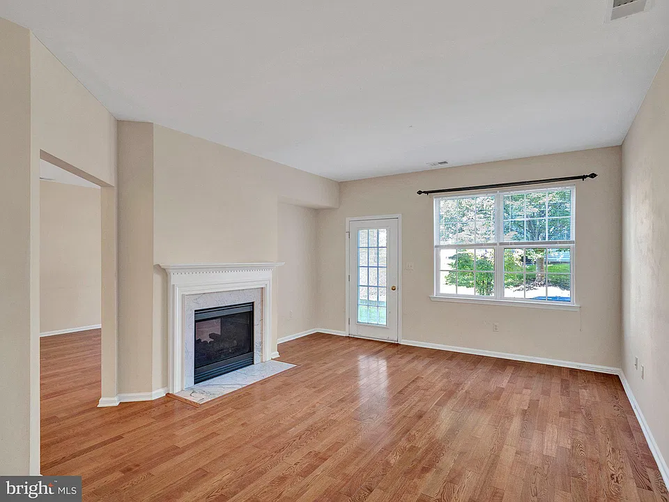 252 Brinley Dr