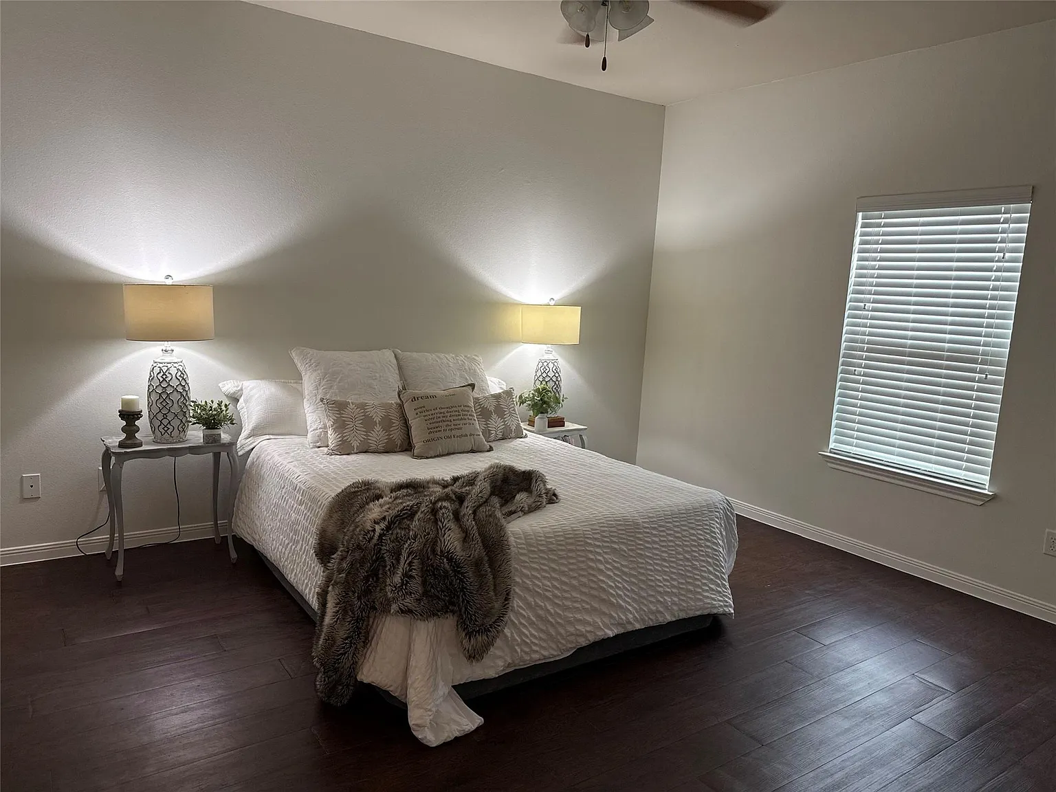 4 bed, 2.0 bath, 1330 sqft, $1,500 — Photo 3