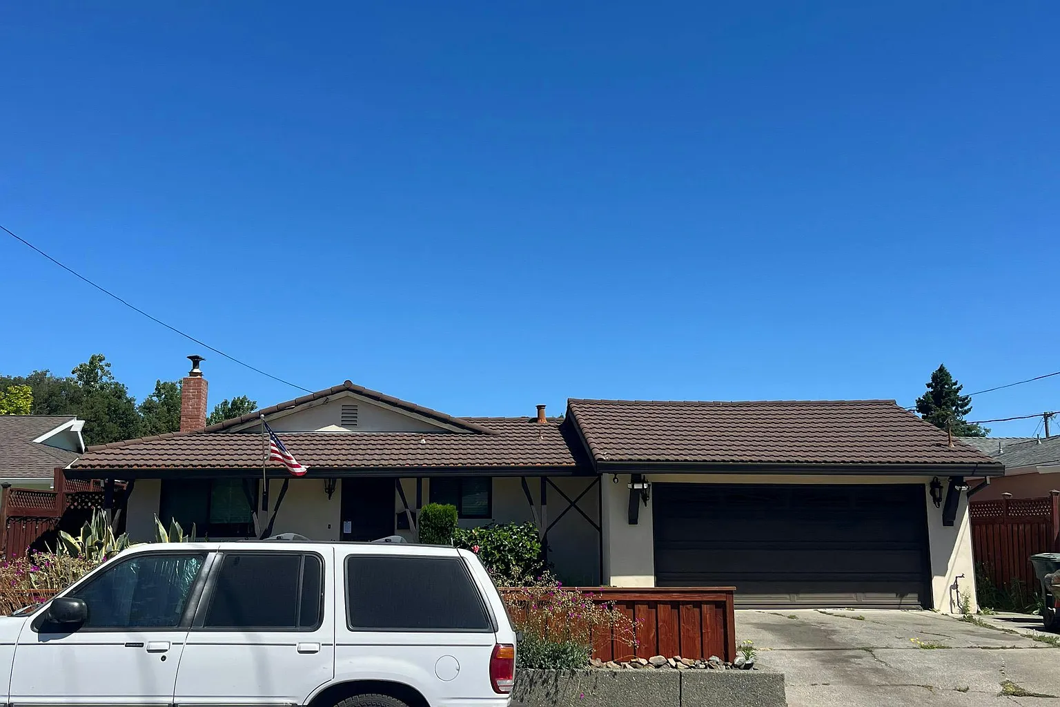 152 W Payran St photo 1