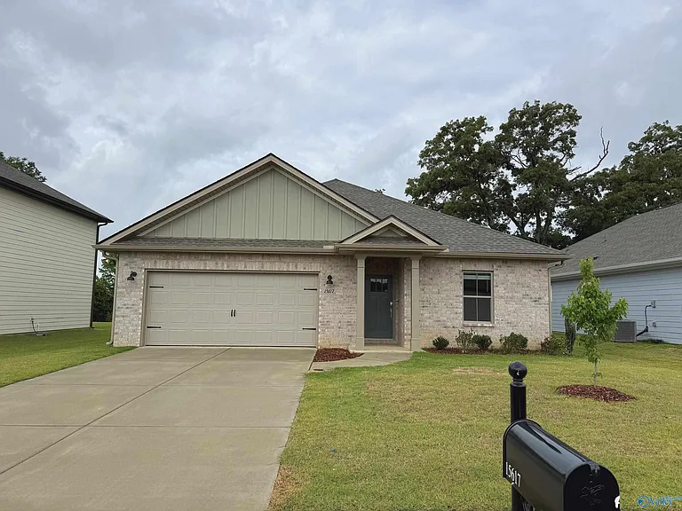 15617 Ruthie Lynn Dr — Photo 2