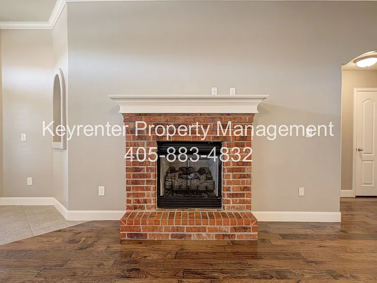 13216 SW 2nd St — Photo 6