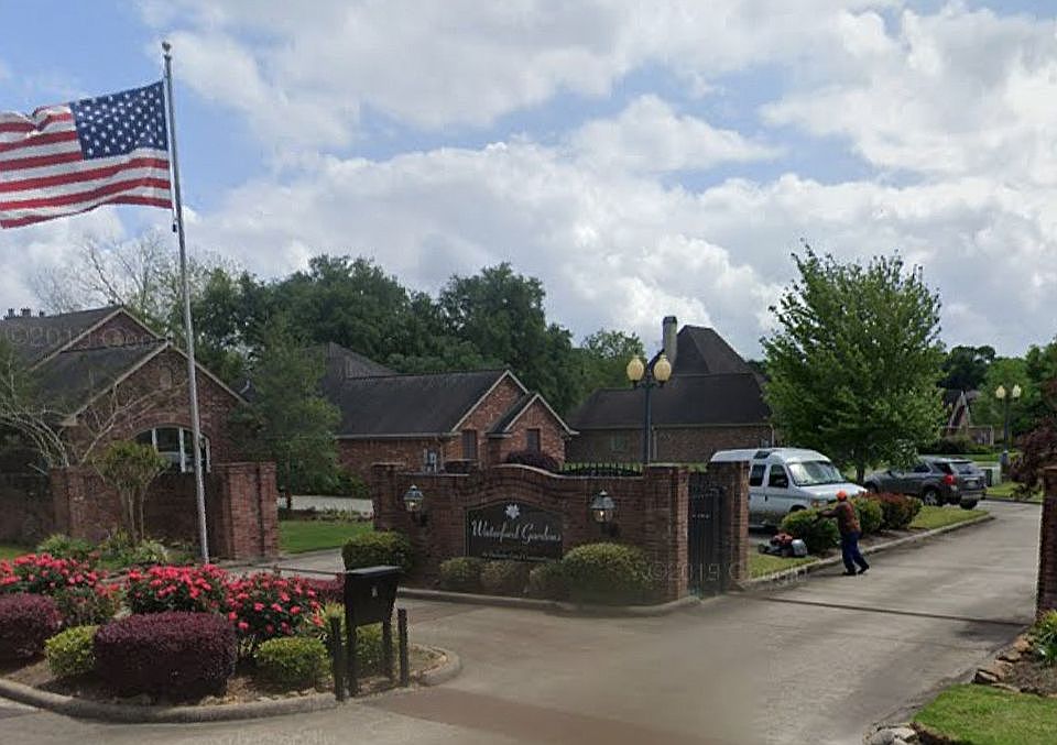 1st image of 3 Waterford Gdns