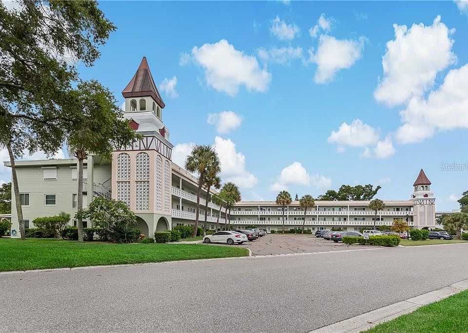 1st image of 2400 Columbia Dr APT 60