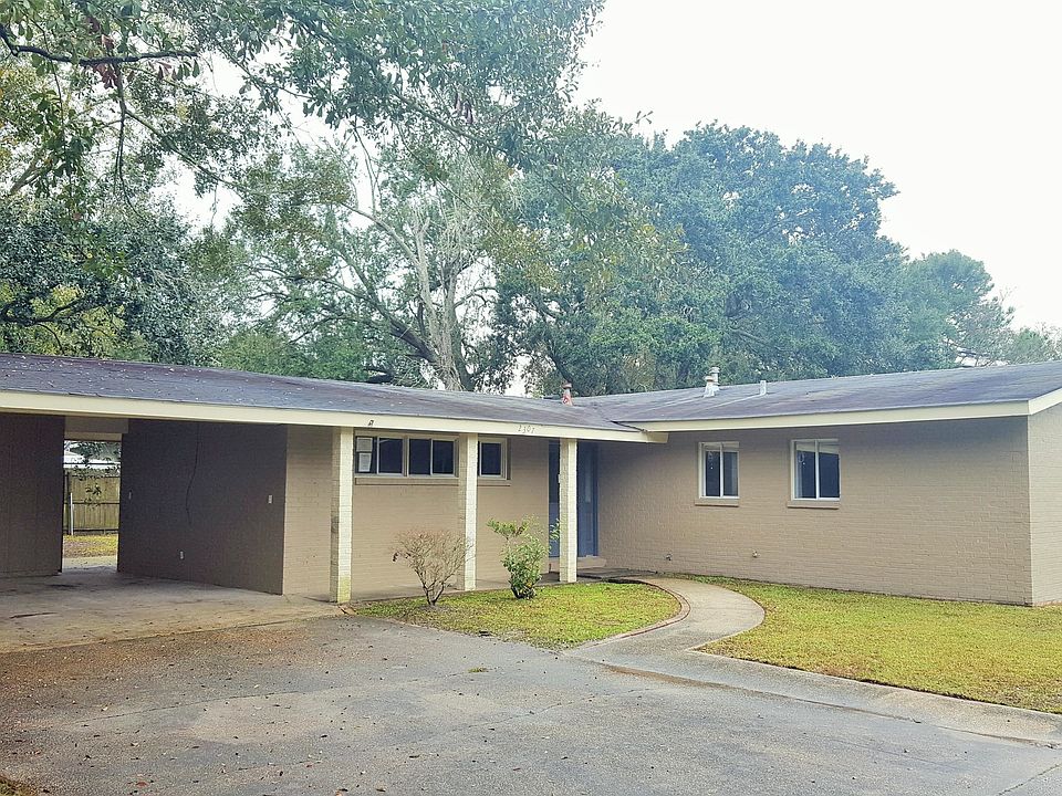 1st image of 2307 Dogwood St
