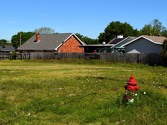2nd image of 306 Preston Rd