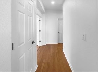 2358 S 250th St, Kent, WA 98032