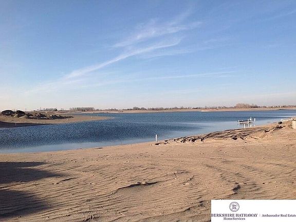 3rd image of 306 Driftwood Ln