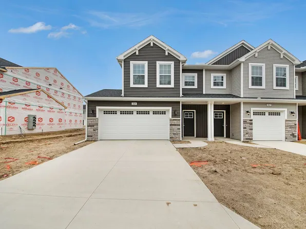1313 Timber Hollow Ct, Greenville, MI 48838