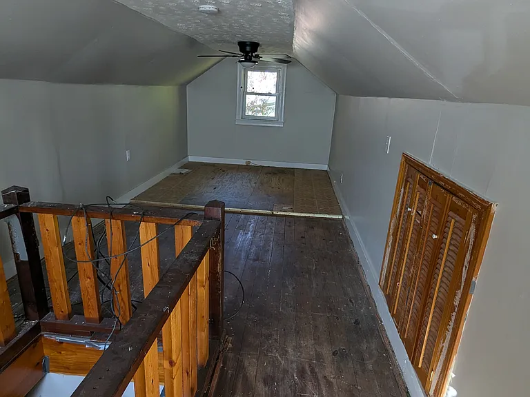 806 Wyatt St — Photo 7