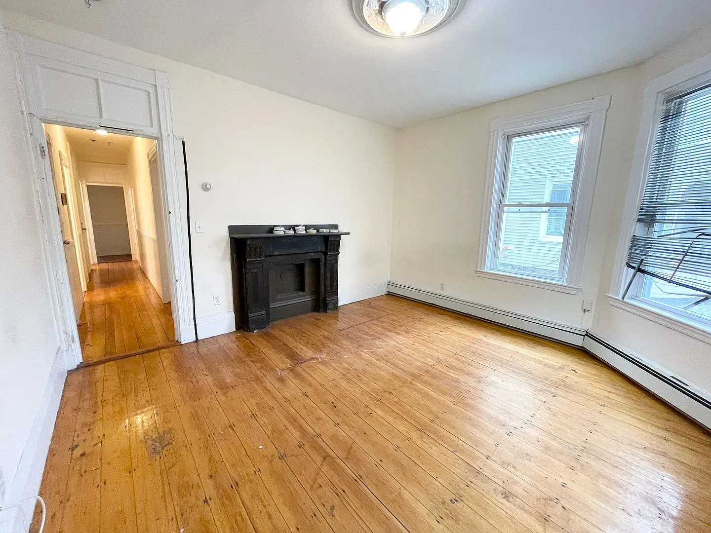 Mission Hill 3 Bed Great Value No Fee 9/1 — Photo 4