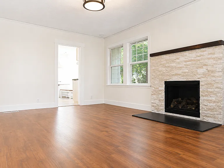 4840 N Yale St — Photo 7