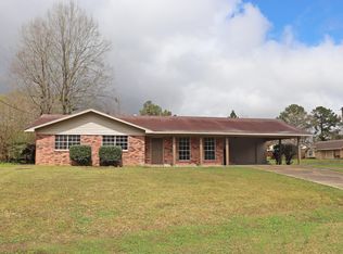 209 Rayburn Pl, Hattiesburg, MS 39402