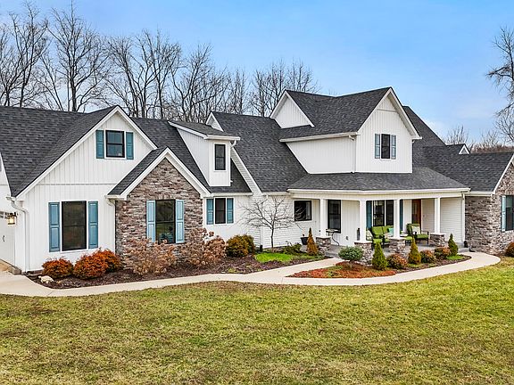 2nd image of 1346 Mundys Landing Rd