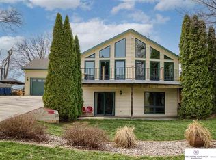 210 S 9th Street, Fort Calhoun, NE 68023