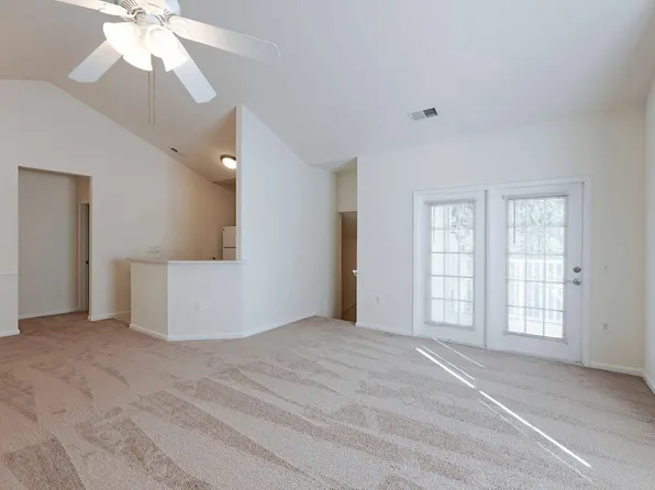 3850 Smokey Quartz Ct, Greensboro, NC