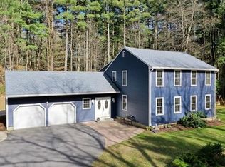 18 Weathers Ln, Bolton, MA 01740