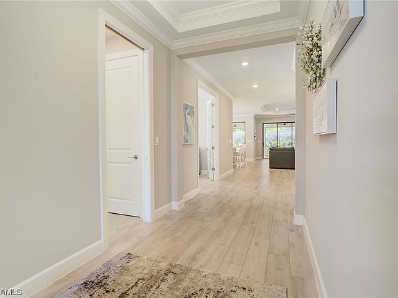 5th image of 17475 Caravita Ln