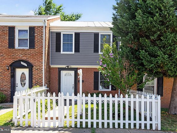 2nd image of 9635 Aspen Pl