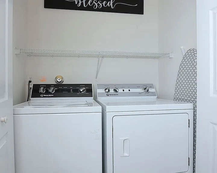 1636 Chadwick Shores Dr — Photo 32