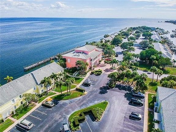 4th image of 5175 Coquina Key Dr SE