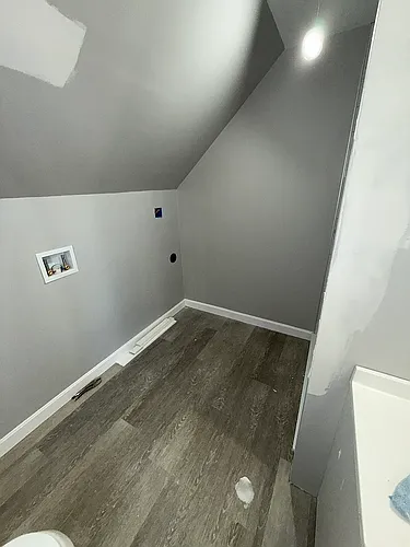 47 Laurel St Photo 1