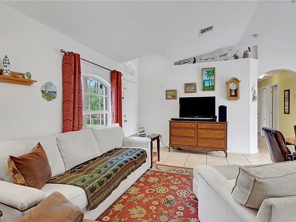5th image of 3110 Desoto BLVD S