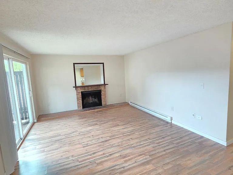 1150 Sunset Blvd NE #116 — Photo 21