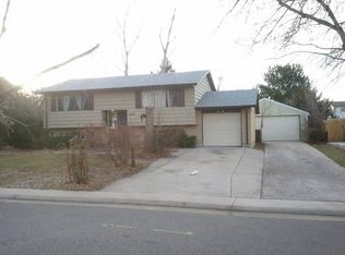 1075 Fraser St, Aurora, CO 80011