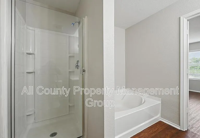 4909 Wildcreek Way — Photo 10