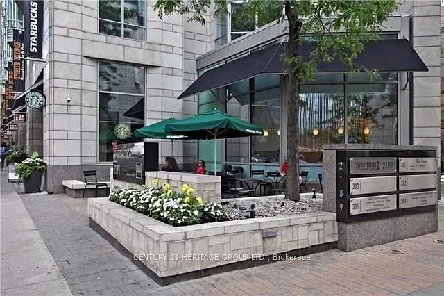 2181 Yonge St #1909 — Photo 7