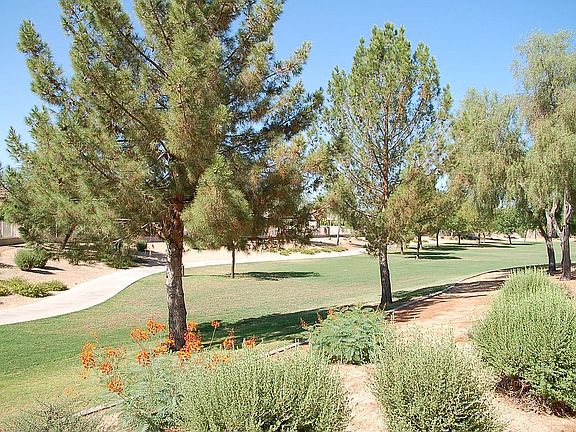 4th image of 7203 W Aurora Dr
