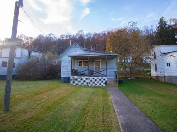 252 E Main St, Salem, WV 26426