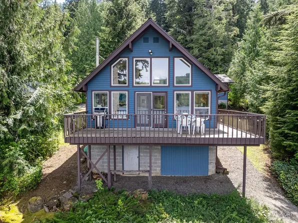 34467 South Shore Drive, Mount Vernon, WA 98274
