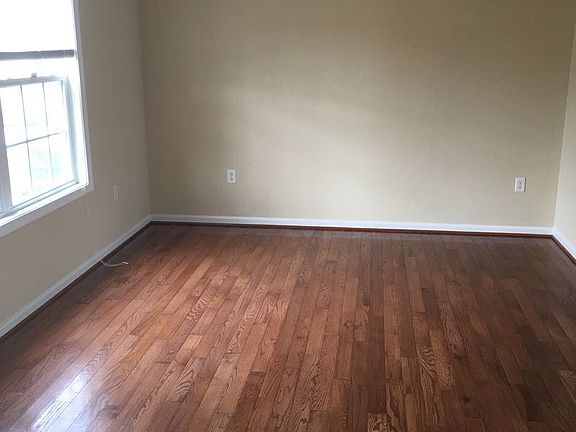3rd image of 3051 Macallan Pkwy