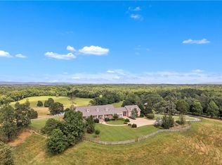 702 Cash Rd NE, Calhoun, GA 30701