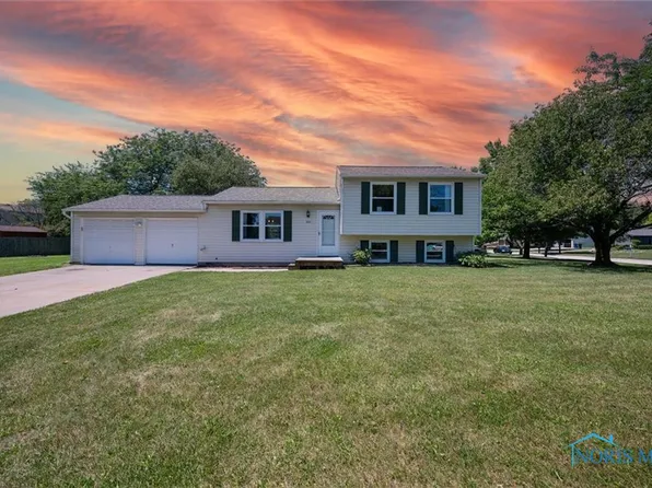 440 Mallard Rd, Perrysburg, OH 43551