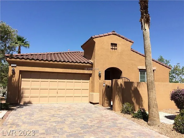1230 Calcione Dr — Photo 1