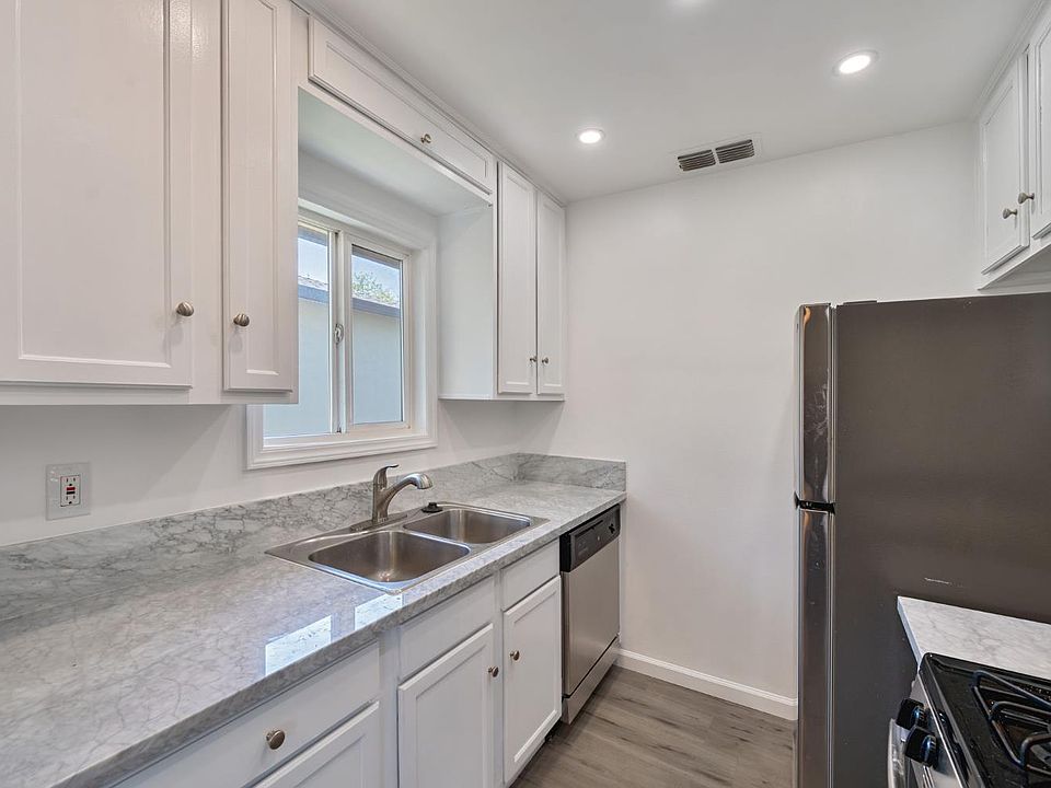 1st image of 5758 Walerga Rd APT 4