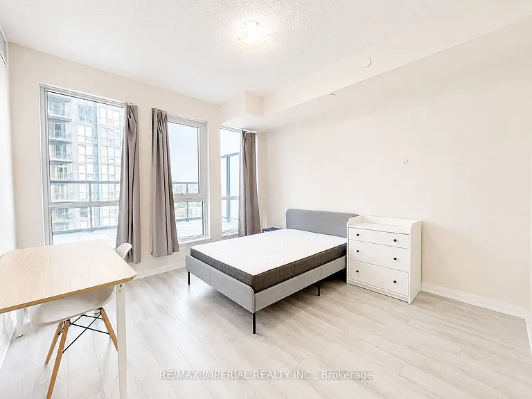 65 Watergarden Dr #403 — Photo 15