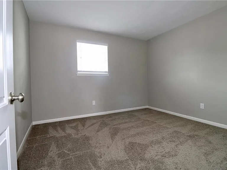 395 Terrace Ave #103 — Photo 7