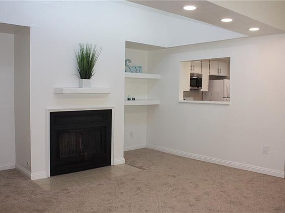 3rd image of 17041 A Ln APT B