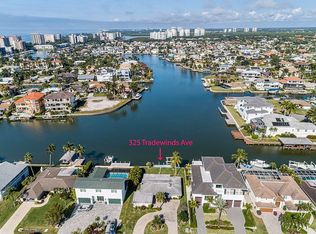 325 Trade Winds Ave, Naples, FL 34108