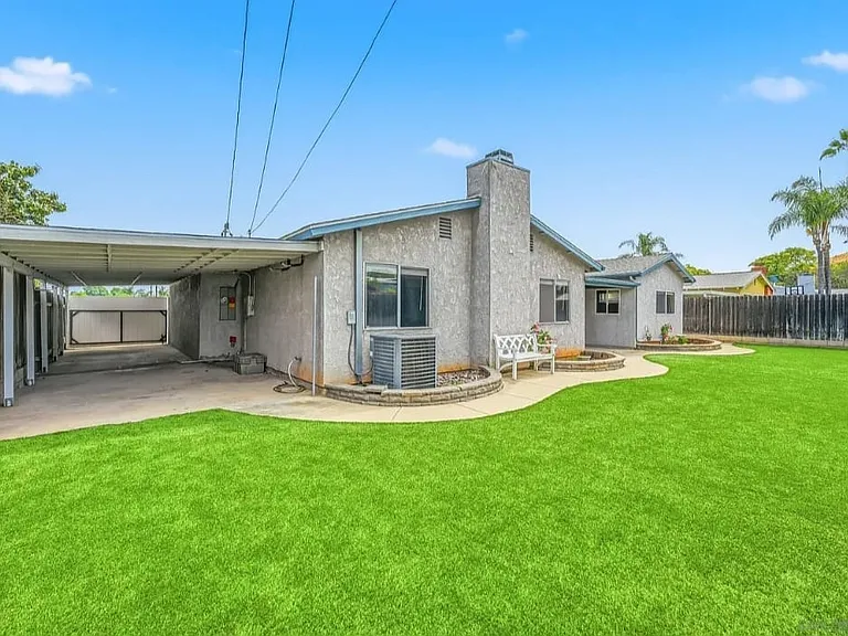 936 Spinel Ave — Photo 3