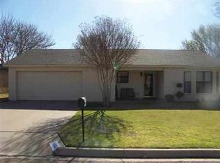 403 SW 22nd St, Seminole, TX 79360