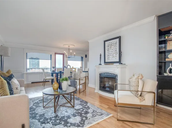 4466 W Pine Blvd APT 20C, Saint Louis, MO 63108