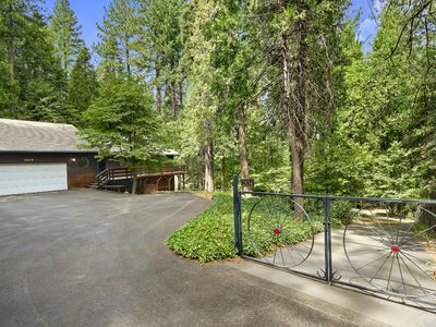 2834 Shady Ln, Pollock Pines, CA, 95726