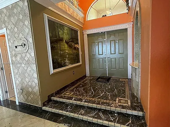 232 SW 7th Ave — Photo 7
