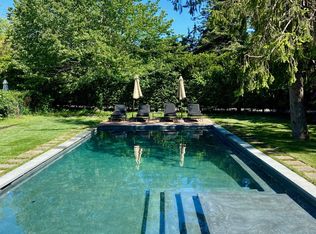 160B S Country Rd, Remsenburg, NY 11960