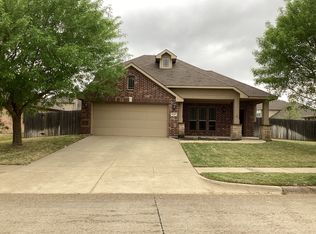 5217 Medallion Ct, Midlothian, TX 76065