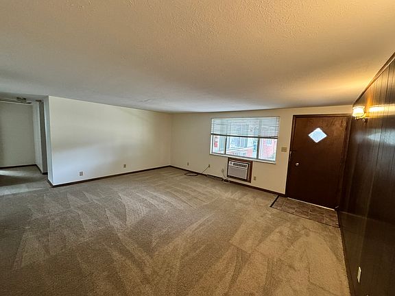 2nd image of 57 Oakwood Dr APT 8
